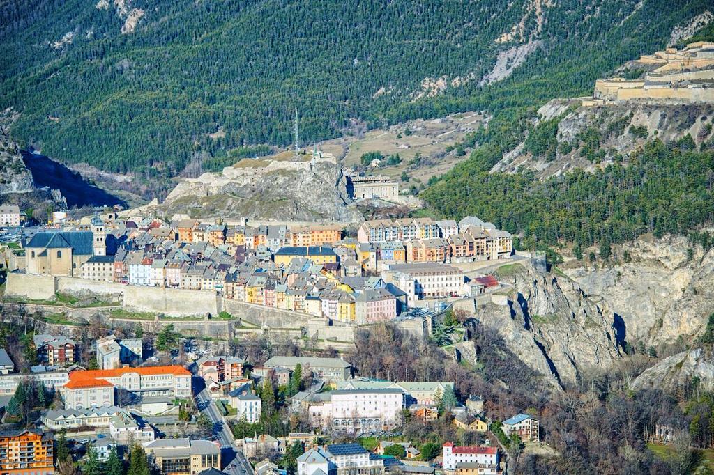 Pres Des Forts Apartment Briancon  Exterior photo