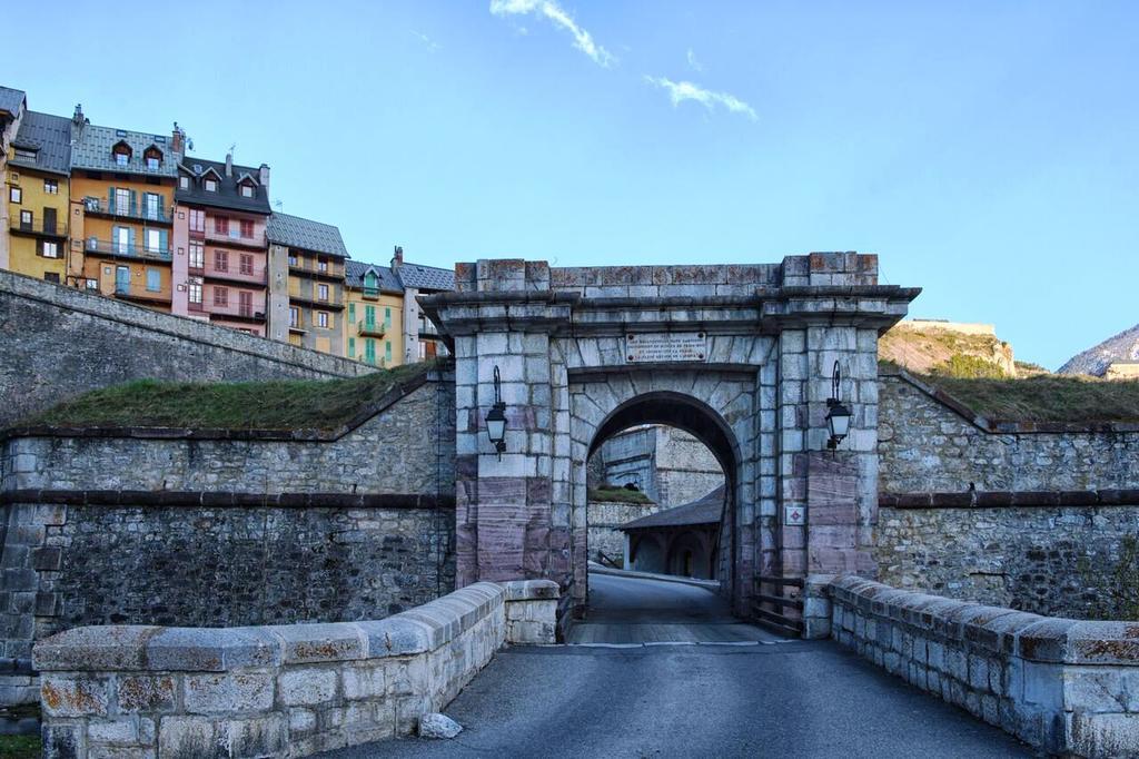 Pres Des Forts Apartment Briancon  Exterior photo